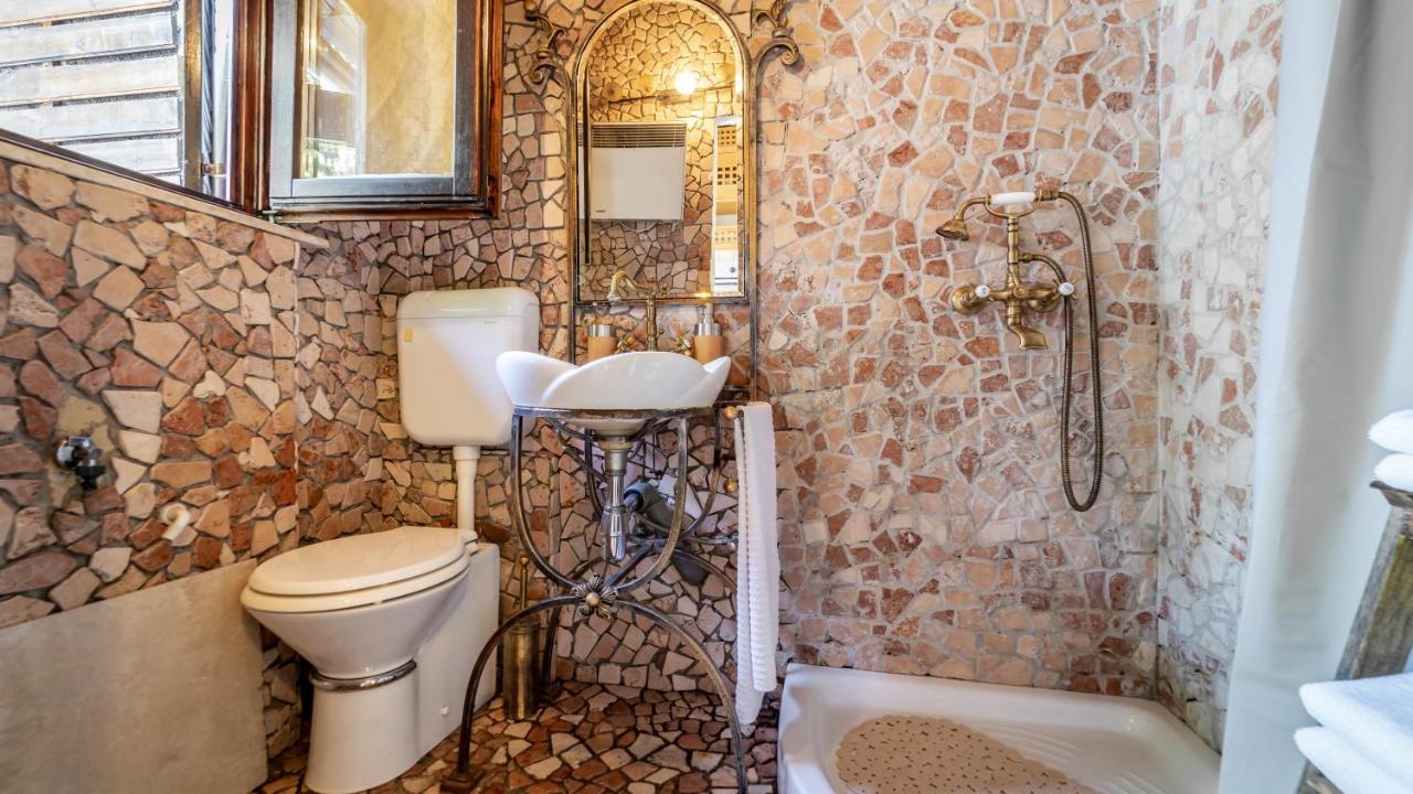 Apartment Maltar Lic Bagian luar foto